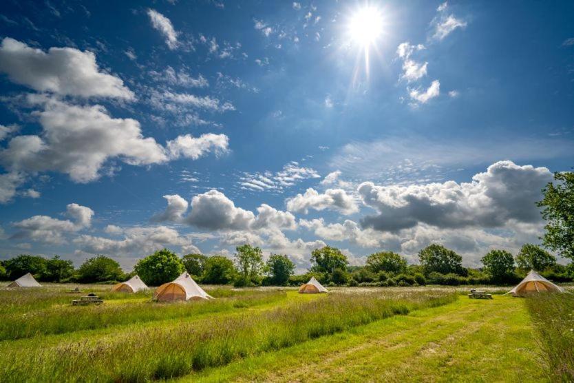 Ringstead  Red Clover At Blanca'S Bell Tents 빌라 외부 사진