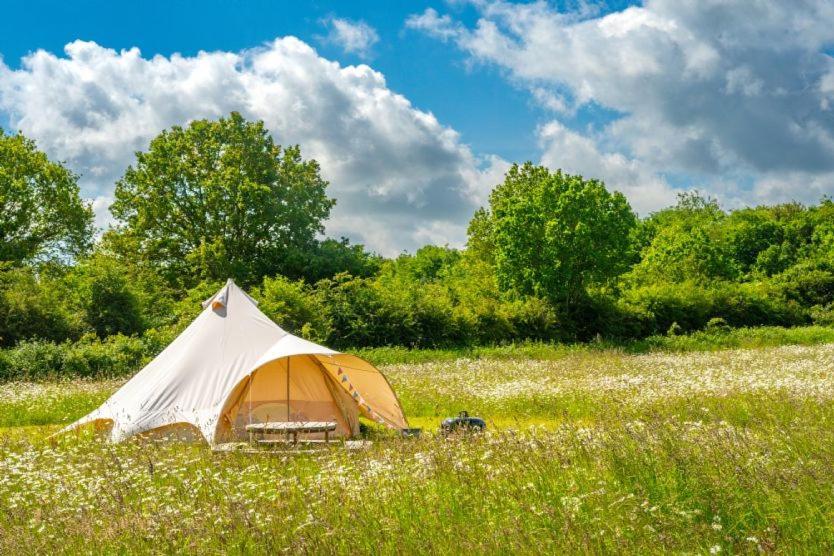 Ringstead  Red Clover At Blanca'S Bell Tents 빌라 외부 사진