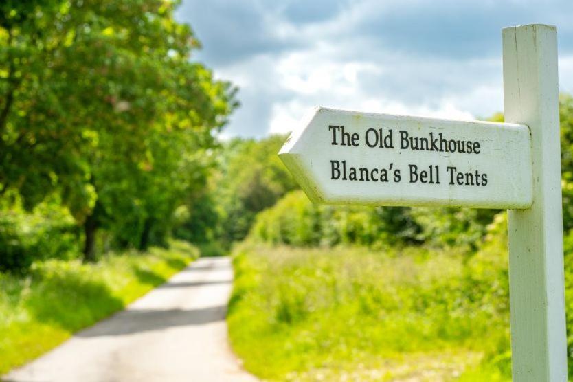 Ringstead  Red Clover At Blanca'S Bell Tents 빌라 외부 사진